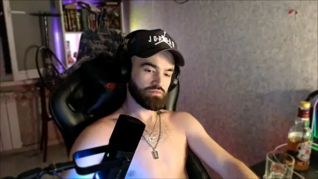 _Serious_Man webcam