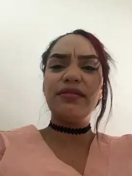 Sara-77 webcam