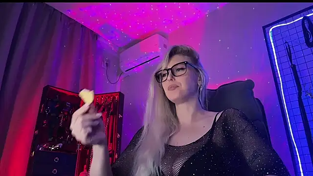 Liya_Liss webcam