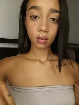 Zoe_Sweett18 live cam