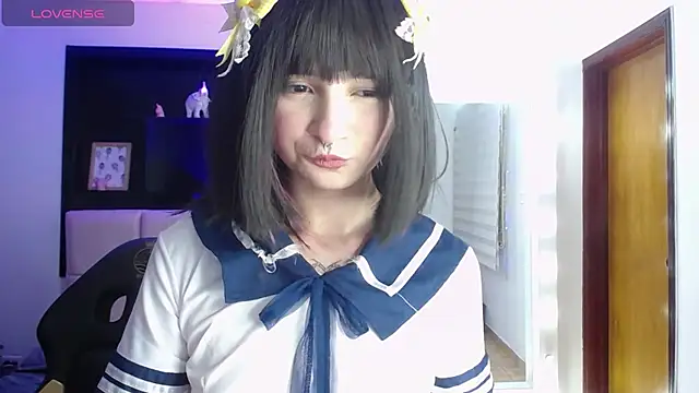 _Charlotte_Collins_ live cam on StripChat