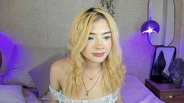 Ivahna_Kiss webcam