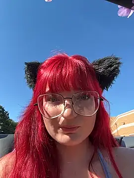 urpuppymoon (F young) - 💦 squirt in strangers truck bed 💦