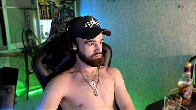 _Serious_Man webcam