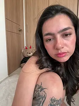 Nicollemays webcam