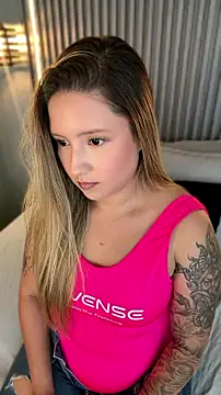MiaPetit_ webcam