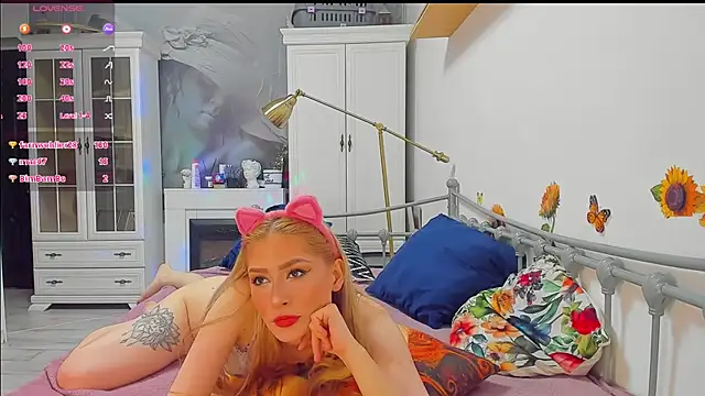 LizzyJordansxox webcam