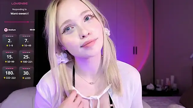 Luni_Lu live webcam show
