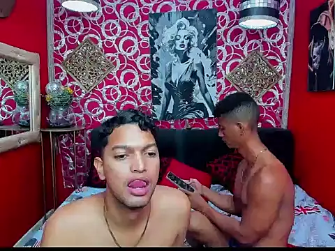 PEINBOYS live sex cam