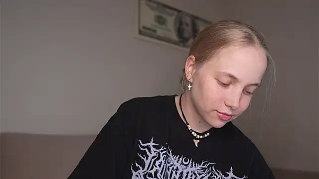 Appr0ved_ live webcam show