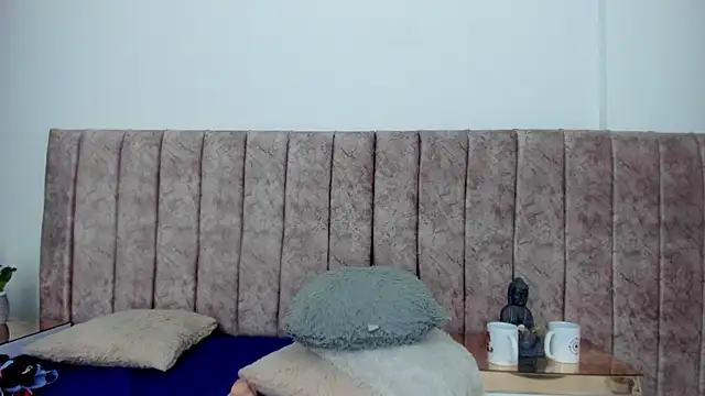 Dahlia_rossee webcam
