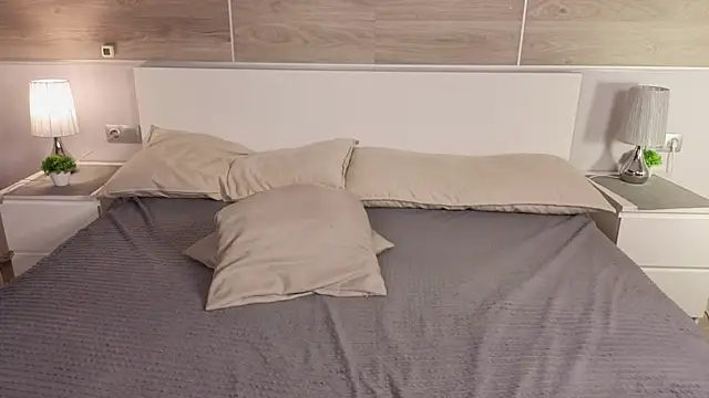 MeridethShumpert webcam