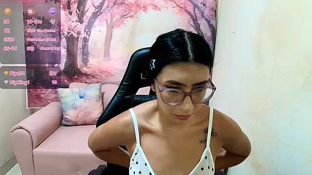 Emma_latinasexy18 webcam