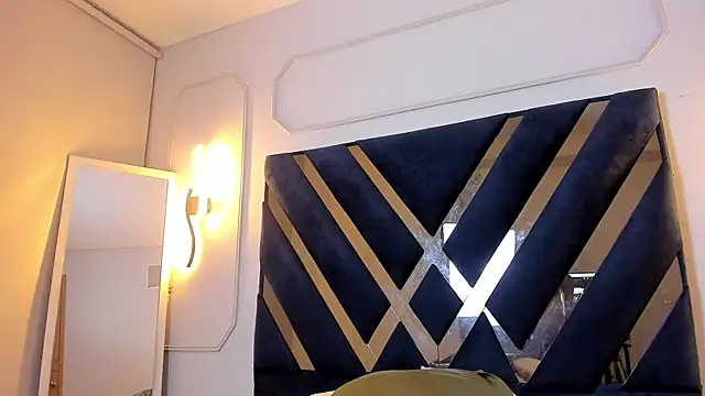 Dannae_Lux webcam