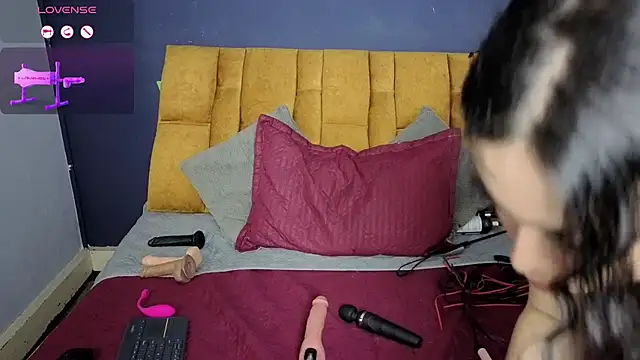 kendraasimons - KendraaSimons's free webcam - UK Sex Cams
