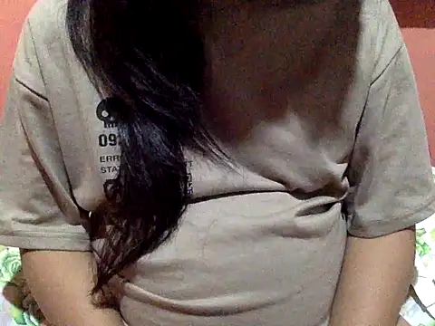 spankmybootyxxx live cam on StripChat