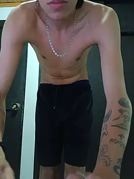 h3ll_b0y_ - H3ll_B0Y_'s free webcam - UK Sex Cams
