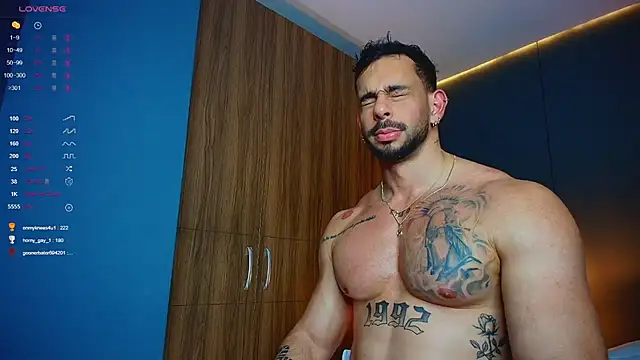 massimo_visconti (M young) - 💥open ass and put finger💥
