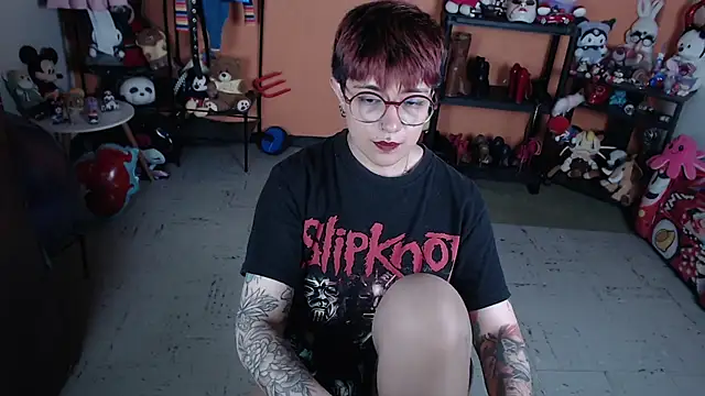 MissMiia2 webcam