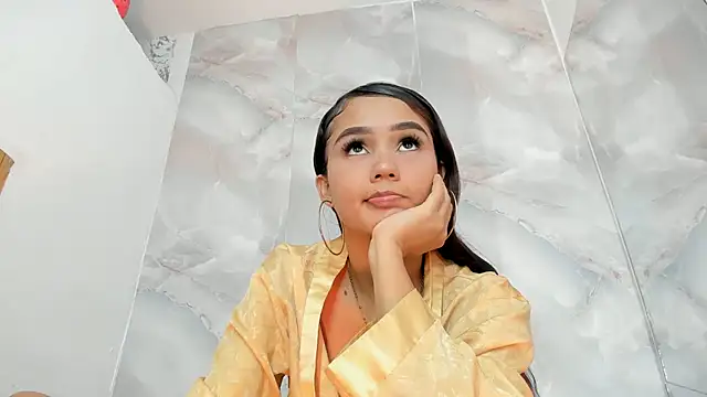 MarianaManzur webcam