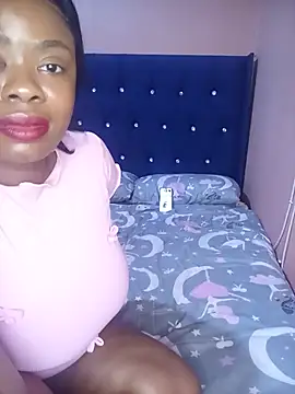 Luciouslips00 webcam