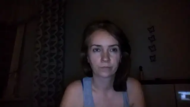 JenniferAlone webcam