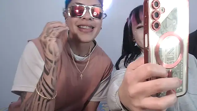 dulce_maria_x live cam on StripChat