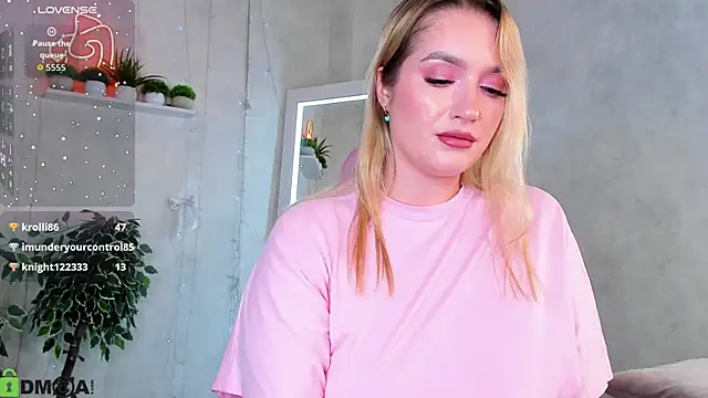 Viickie_Nelsson webcam