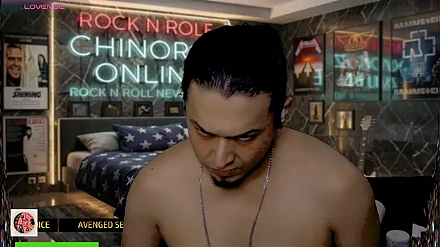 chino_roz webcam