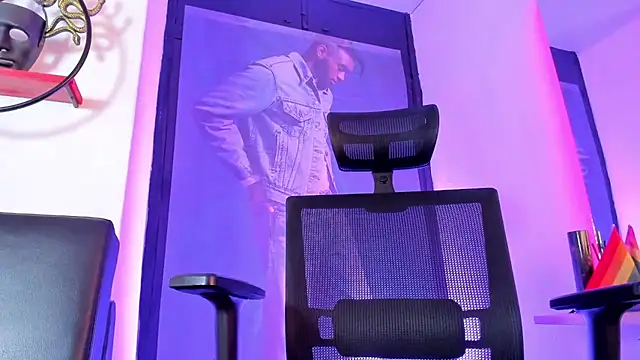 anddy_hugecock webcam
