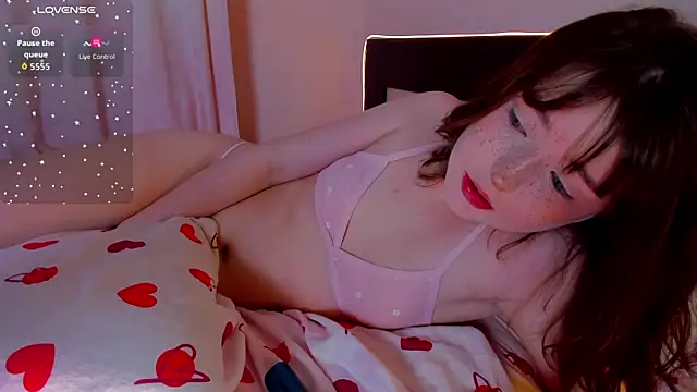 lexxxxxxi live webcam show