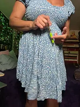 TrenaAnne live webcam show