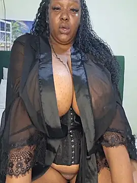 Thasha8 live webcam show