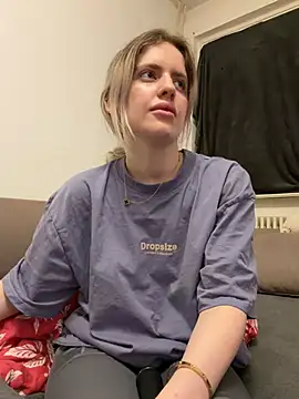 Holly-Glamour live webcam show