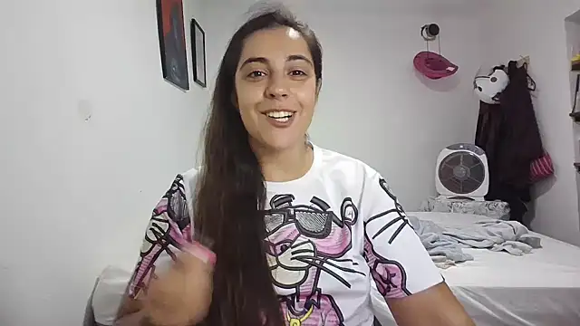 Ursumi1 live webcam show