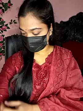 Ismanur11 live webcam show