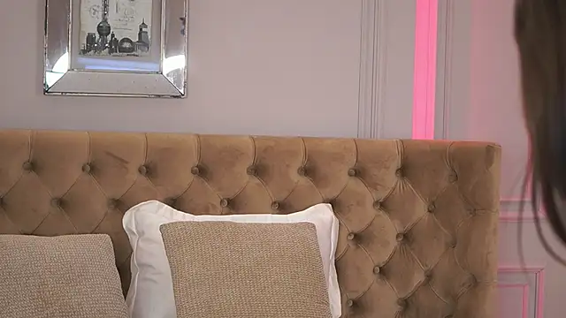 AlessiaNoire live webcam show
