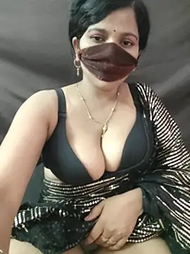 Shaniyaloveyou32 live webcam show