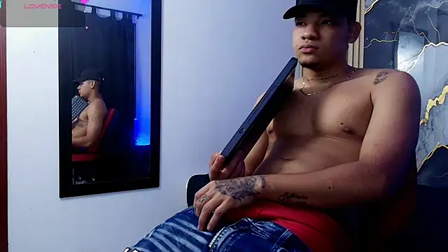 bick_jhonn webcam