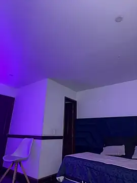 Peytongh_ live webcam show