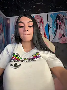 Nicolle_Quiintero live webcam show