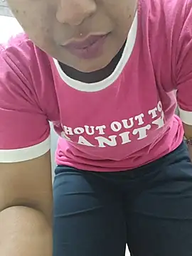 jaanvisharmaaa webcam