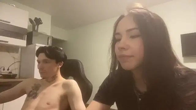 Frenchtamer live webcam show