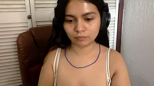 ValentinaCarnohan live webcam show
