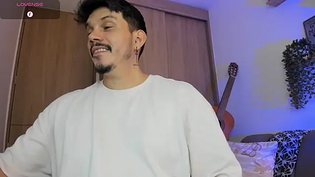 alejandro_stark webcam