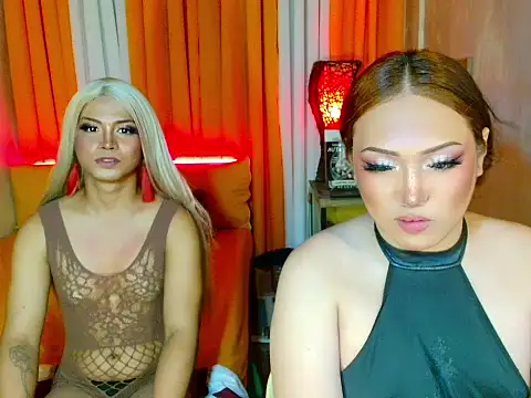 Phenomenal_Shemale webcam