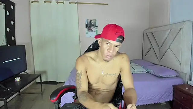 Toptony22 webcam