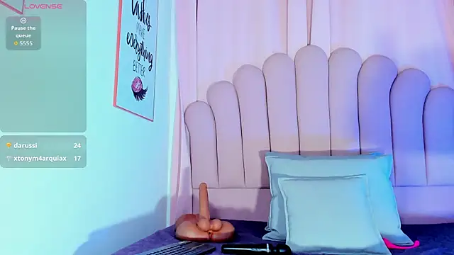 NicoleMadrird webcam