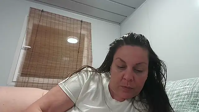 fulloferotic live cam on StripChat