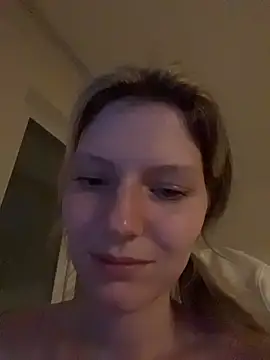 MaryHiggins live webcam show